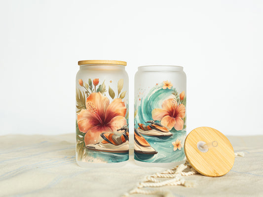 verre givré, motomarine et hibiscus